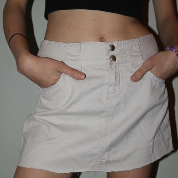 DKNY Jean Tan Mini Skirt - Picture 3 of 3